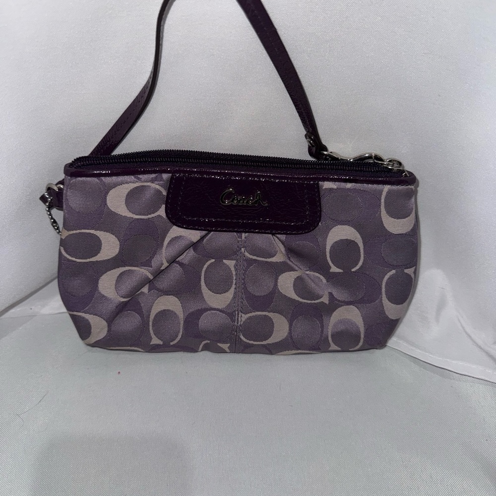 Coach Signature Pattern Purple Wristlet